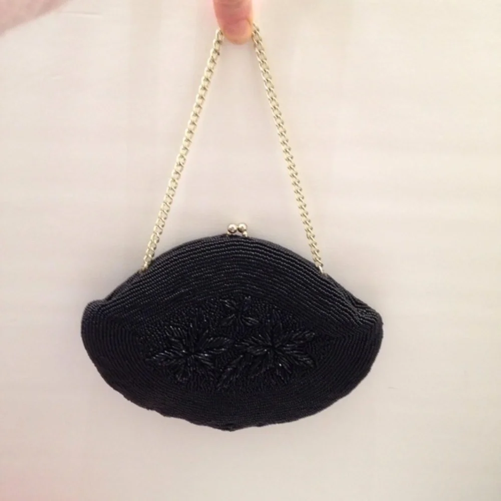 WALBORG VINTAGE BEADED Black evening clutch BAG
